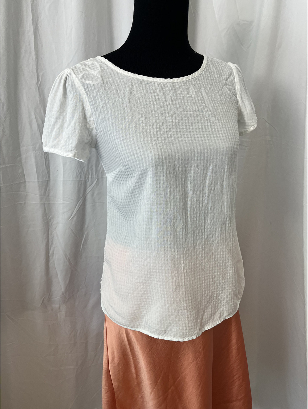 H&M White Textured Short Sleeve Blouse Size 2